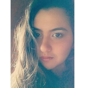 Meet your Posher, Maria fernanda